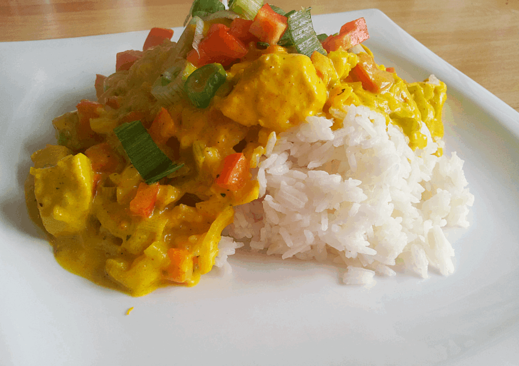 Curry Madras met kip en rijst » Knoest.